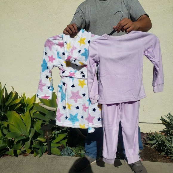New Girls robe pajamas set Size 6 PJs Valentines Day Gift Unicorn Rainbow - Picture 6 of 10
